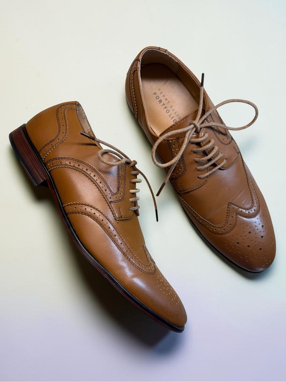 Perry Ellis Portfolio Wingtip Lace-Up Men’s Oxford Dress Shoes, US Size 10 - EUC